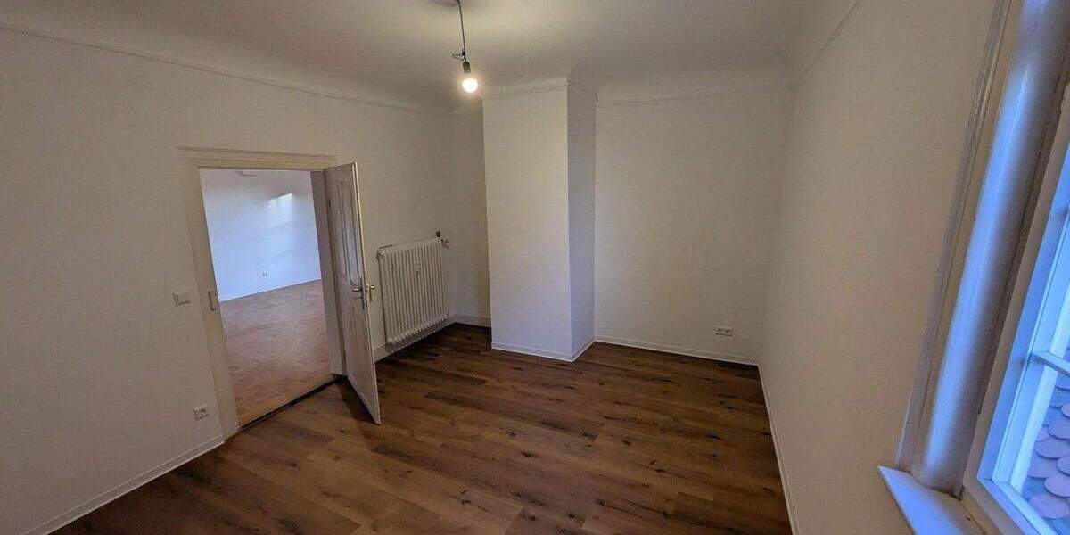 Etagenwohnung Schwäbisch Hall Tullauer Höhe - 3 Zimmer, 125 m&sup2;, 1.100&euro; | Angebot:25801403