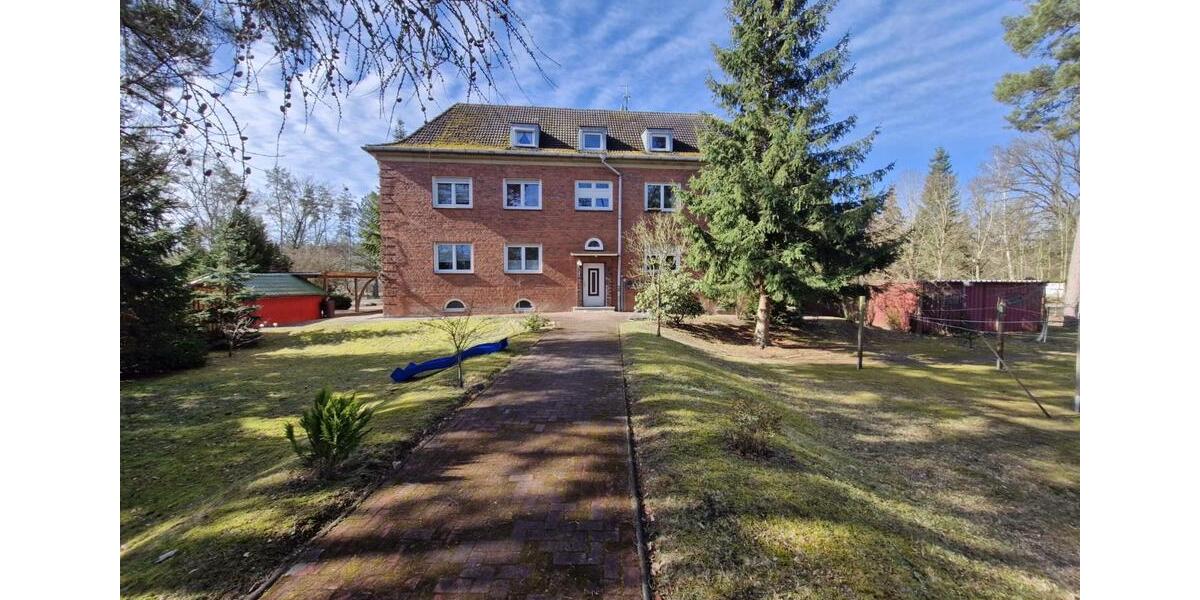 Erdgeschoßwohnung Genthin - 3 Zimmer, 65 m&sup2;, 505&euro; | Angebot:25753570