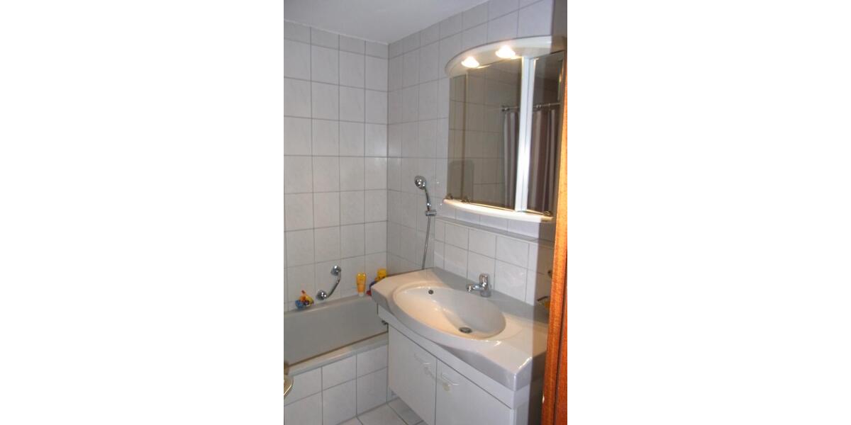 Etagenwohnung Freiberg am Neckar - 3 Zimmer, 68 m&sup2;, 850&euro; | Angebot:26515626