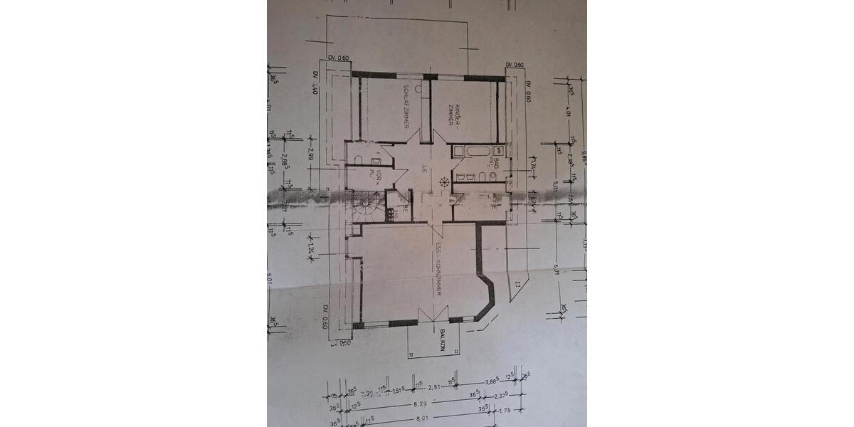 Dachgeschoßwohnung Vogt - 3 Zimmer, 111 m&sup2;, 900&euro; | Angebot:25226773