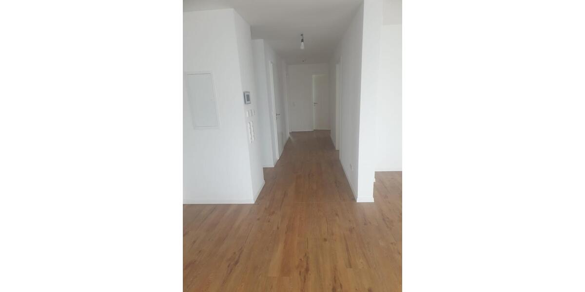 Erdgeschoßwohnung Crailsheim - 4 Zimmer, 118 m&sup2;, 1.320&euro; | Angebot:25395852