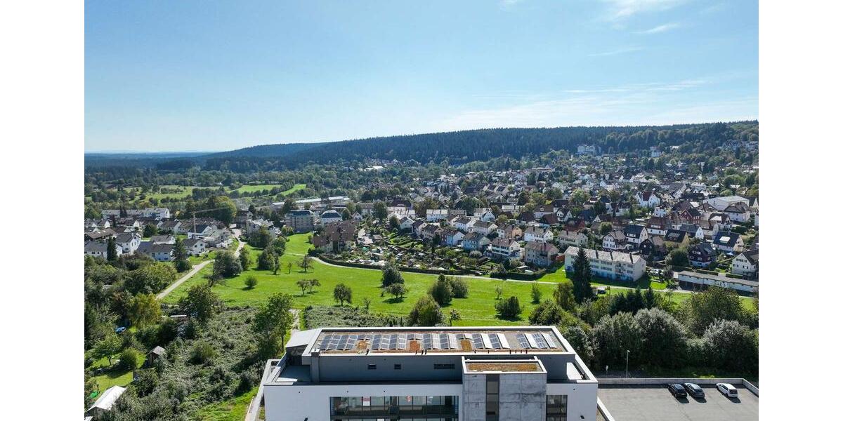 Etagenwohnung Freudenstadt - 2.5 Zimmer, 82 m&sup2;, 1.245&euro; | Angebot:26477072