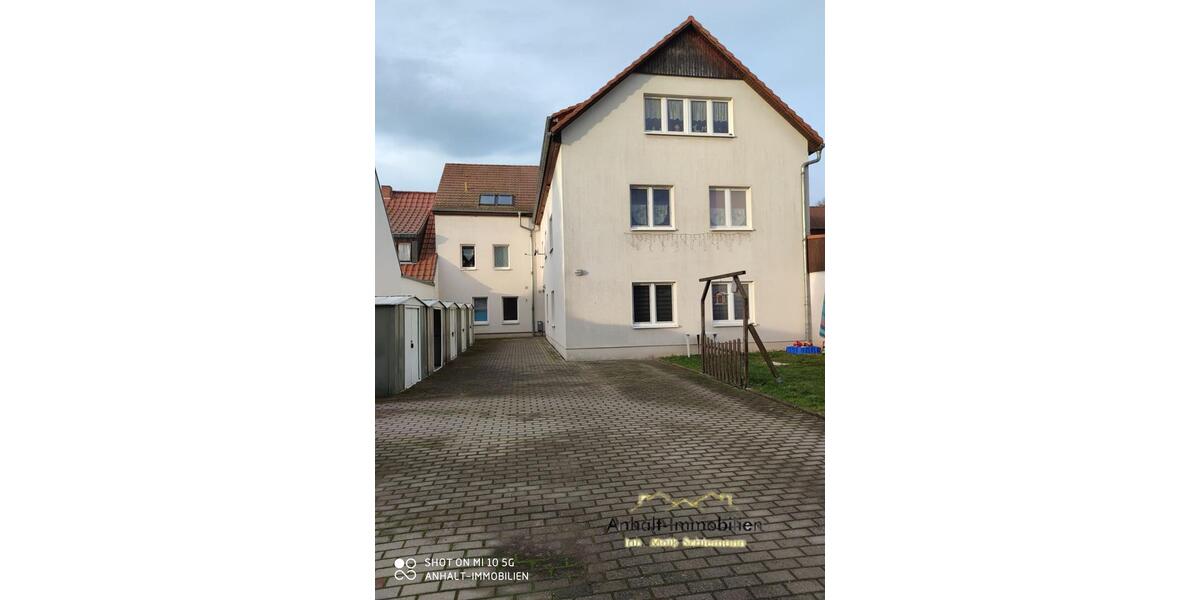Dachgeschoßwohnung Südliches Anhalt - 3 Zimmer, 56 m&sup2;, 392&euro; | Angebot:24690924