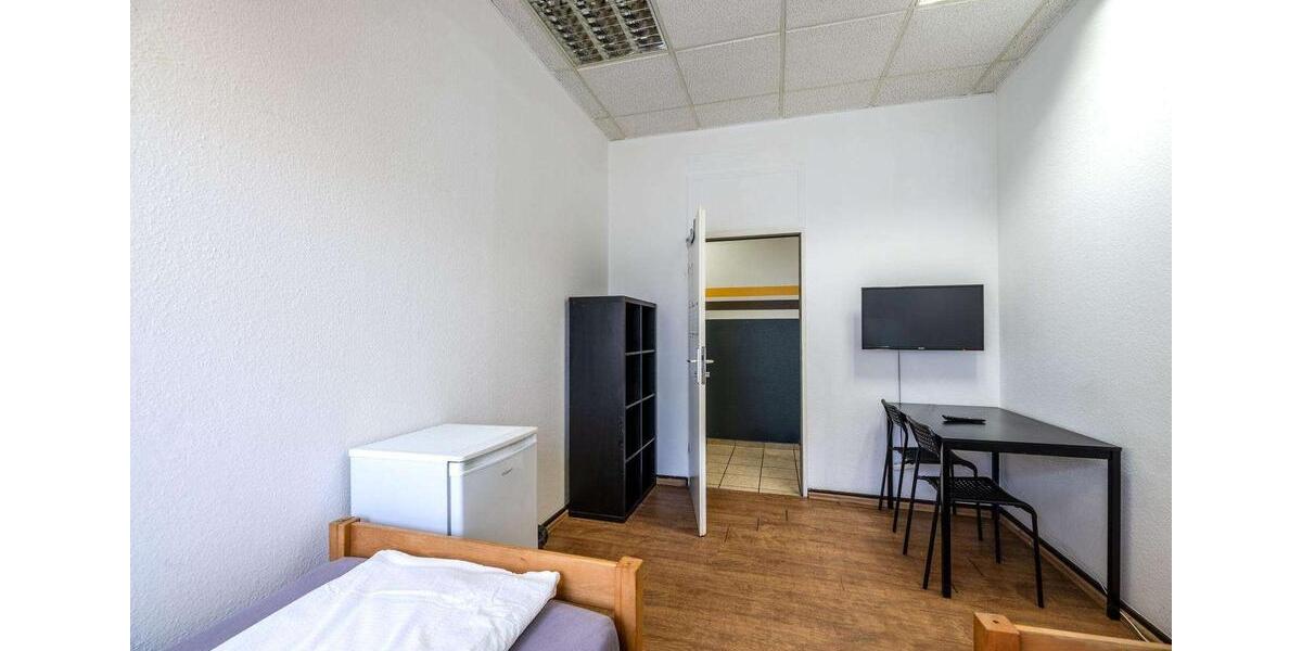 Wohnen auf Zeit Hamburg Stellingen - 10 Zimmer, 700&euro; | Angebot:26423752