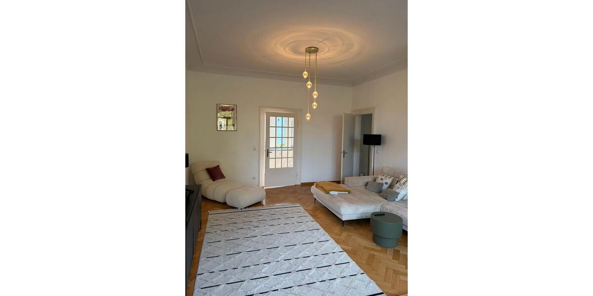 Etagenwohnung Regensburg Brandlberg - 4 Zimmer, 140 m&sup2;, 2.360&euro; | Angebot:26253696