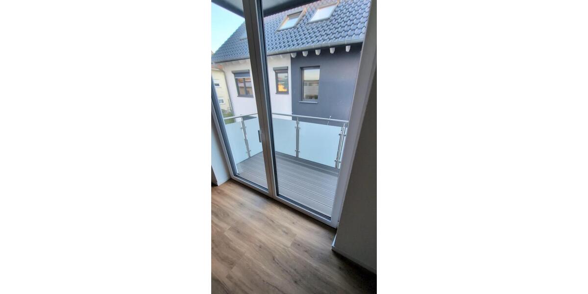Etagenwohnung Walldürn - 2 Zimmer, 72 m&sup2;, 800&euro; | Angebot:24831467