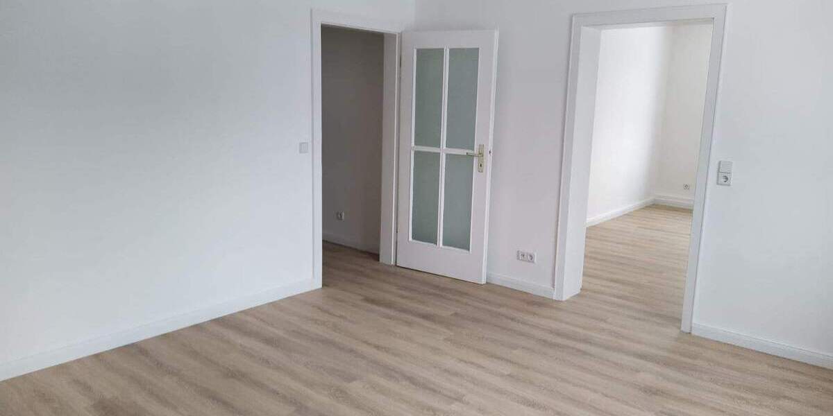 Etagenwohnung Plattenburg Glöwen - 2 Zimmer, 49 m&sup2;, 295&euro; | Angebot:25667457
