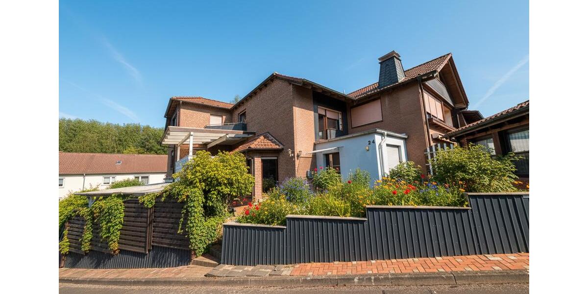 Terrassenwohnung Plettenberg - 4 Zimmer, 164 m&sup2;, 1.065&euro; | Angebot:24625225