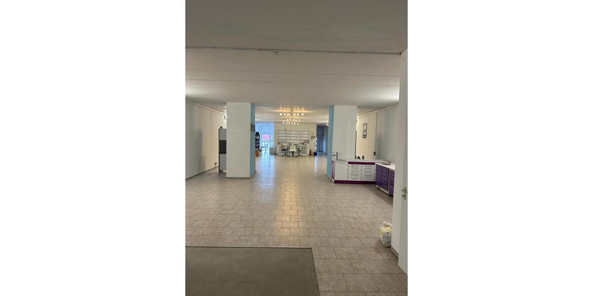 Gewerbeobjekt Wesseling - 1.800&euro; | Angebot:26120425