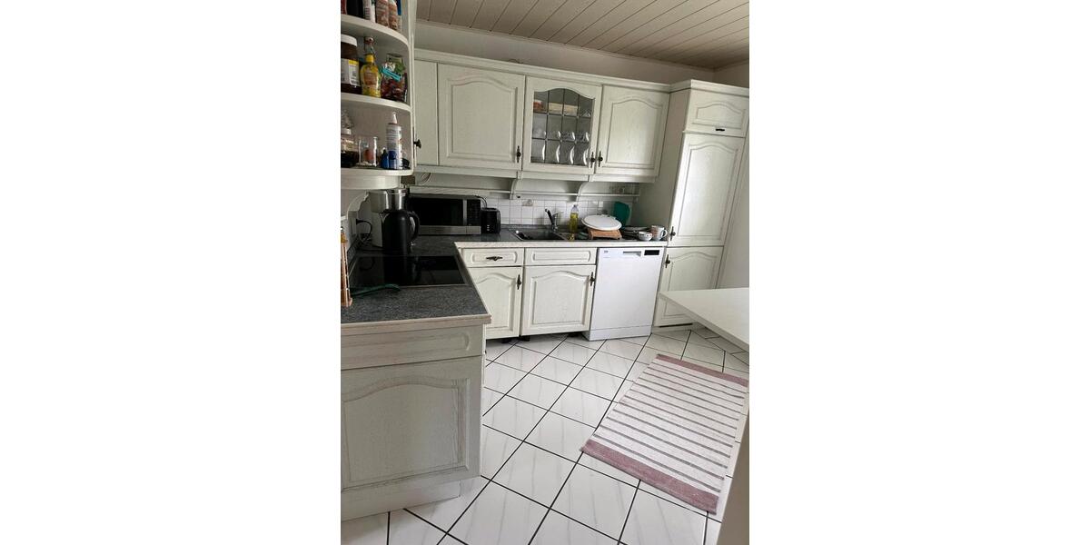 Wohnen auf Zeit Köln Nippes - 1 Zimmer, 140 m&sup2;, 500&euro; | Angebot:24729233