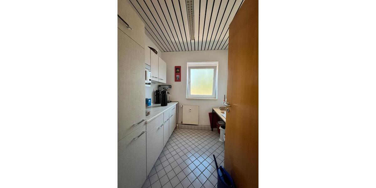 Gewerbeobjekt Eisenach - 1.800&euro; | Angebot:23398593