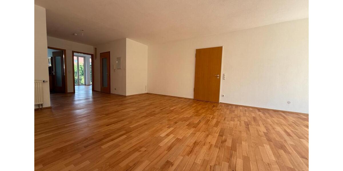 Etagenwohnung Tübingen Derendingen - 2 Zimmer, 86 m&sup2;, 1.500&euro; | Angebot:26603223
