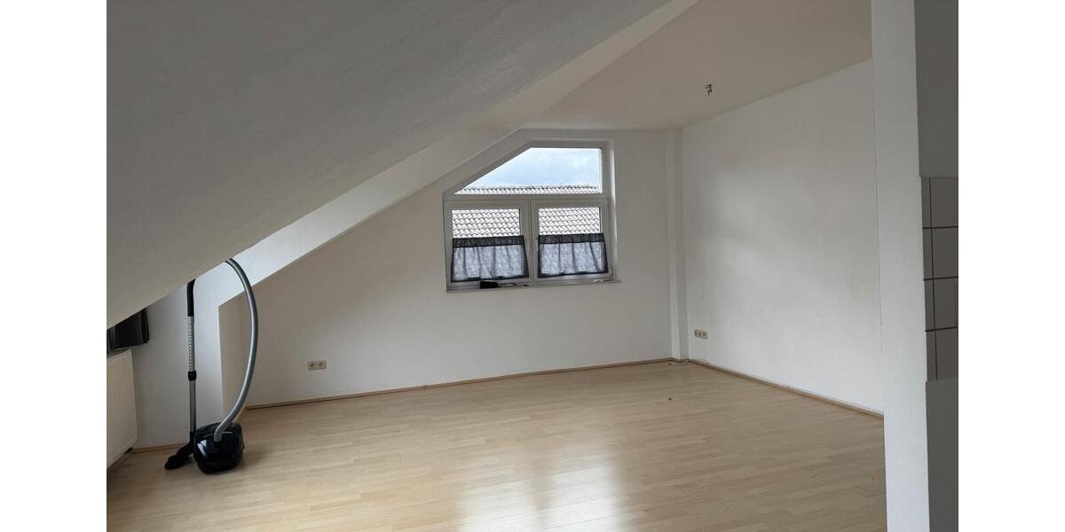 Dachgeschoßwohnung Simmerath - 2 Zimmer, 65 m&sup2;, 620&euro; | Angebot:26614516