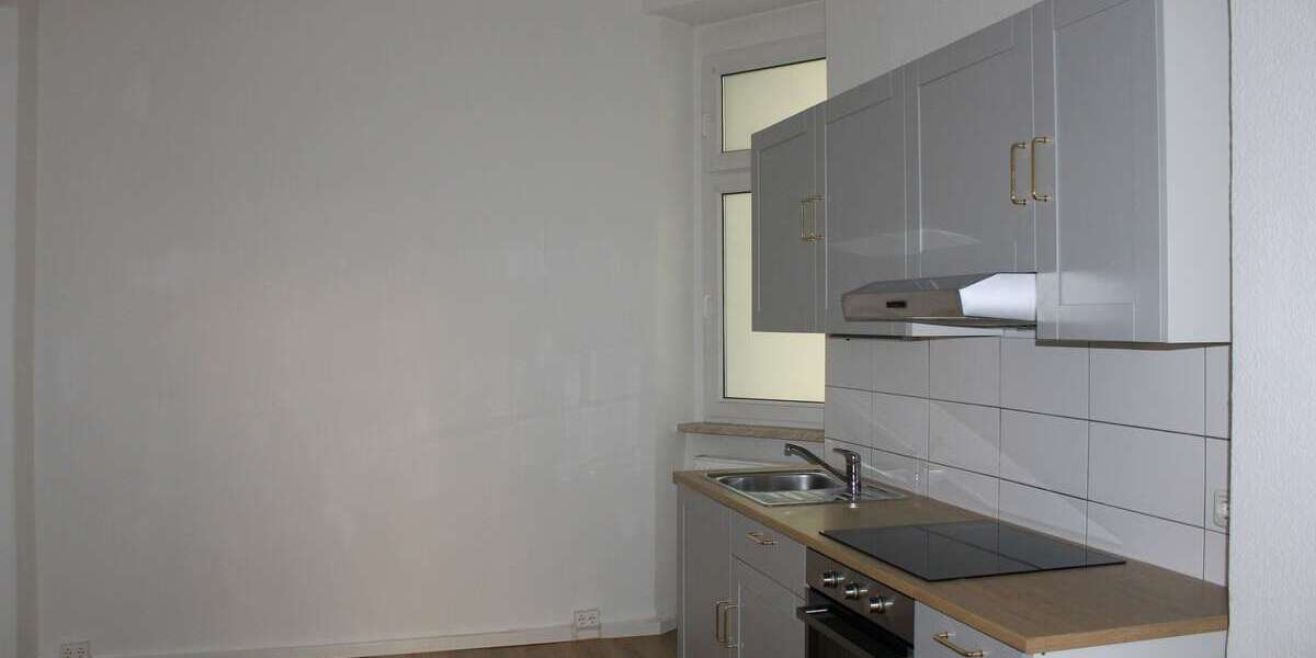 geräumige 2 Zimmer-Wohnung mit Einbauküche *ab sofort verfügbar* in bester Lage - Erdgeschoßwohnung Magdeburg Stadtfeld Ost | Angebot:10983291