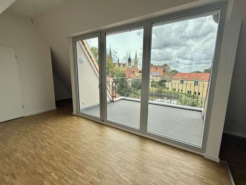 Wohnung zum Mieten in Merseburg 1.090 € 94 m² 3 zimmer