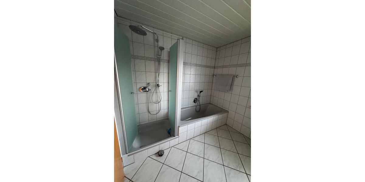 Erdgeschoßwohnung Biebergemünd - 4.5 Zimmer, 96 m&sup2;, 1.400&euro; | Angebot:26630955