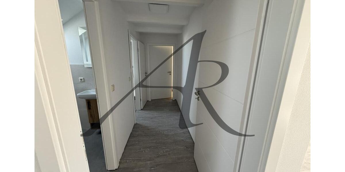 Etagenwohnung Tangerhütte - 3 Zimmer, 80 m&sup2;, 630&euro; | Angebot:23471110