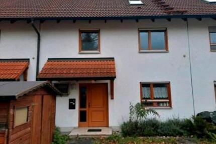 Wohnen auf Zeit Würzburg Steinbachtal - 4 Zimmer, 160 m&sup2;, 378&euro; | Angebot:26022200