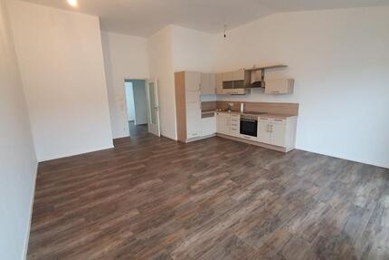 Helle 2-Zimmer Penthouse-Wohnung mit Balkon in Friedrichshofen 2 zimmer