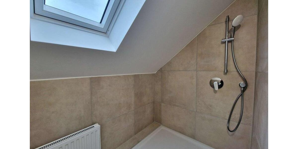 Dachgeschoßwohnung Remshalden - 1 Zimmer, 31 m&sup2;, 495&euro; | Angebot:26545765