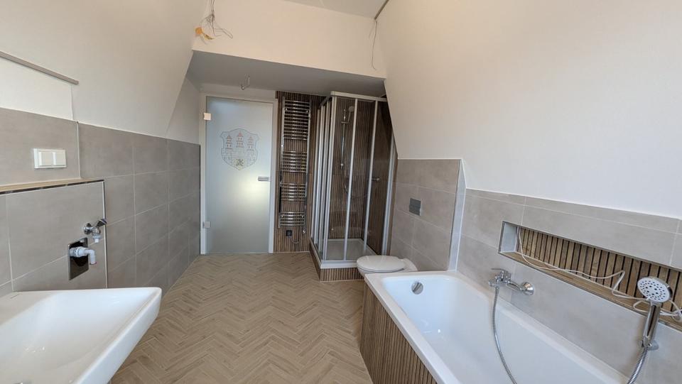 Dachgeschoßwohnung Freiberg - 3 Zimmer, 90 m&sup2;, 750&euro; | Angebot:24534198