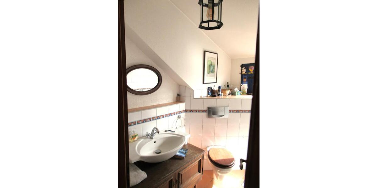 Dachgeschoßwohnung Schöneck - 4 Zimmer, 94 m&sup2;, 1.150&euro; | Angebot:25354710