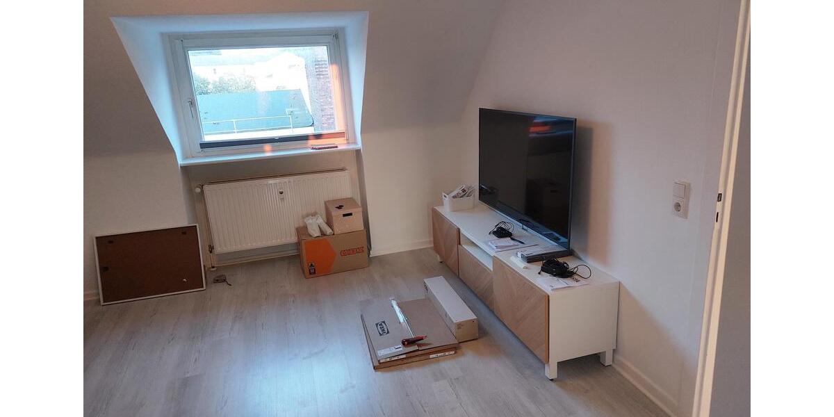 Dachgeschoßwohnung Solingen Ohligs - 3 Zimmer, 60 m&sup2;, 1.000&euro; | Angebot:24781936