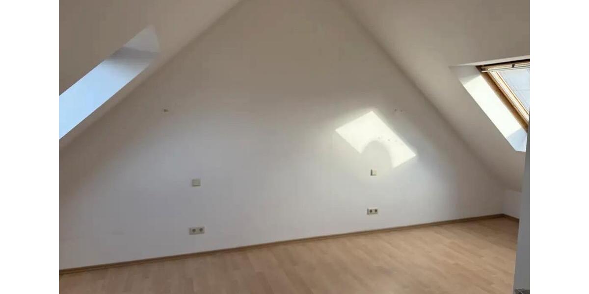 Maisonettenwohnung Mörfelden-Walldorf Walldorf - 5 Zimmer, 120 m&sup2;, 1.650&euro; | Angebot:25964097