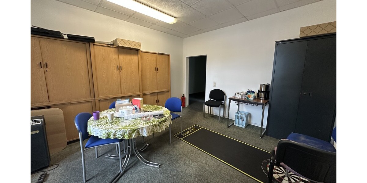 Attraktive Fahrschulfläche in Top-Lage von Dortmund-Brackel - Gewerbeobjekt Dortmund / Brackel Brackel | Angebot:26057671