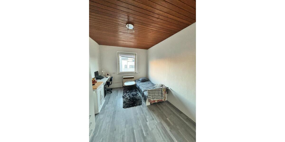 Wohnen auf Zeit Heilbronn Kernstadt - 4 Zimmer, 13 m&sup2;, 290&euro; | Angebot:25208839