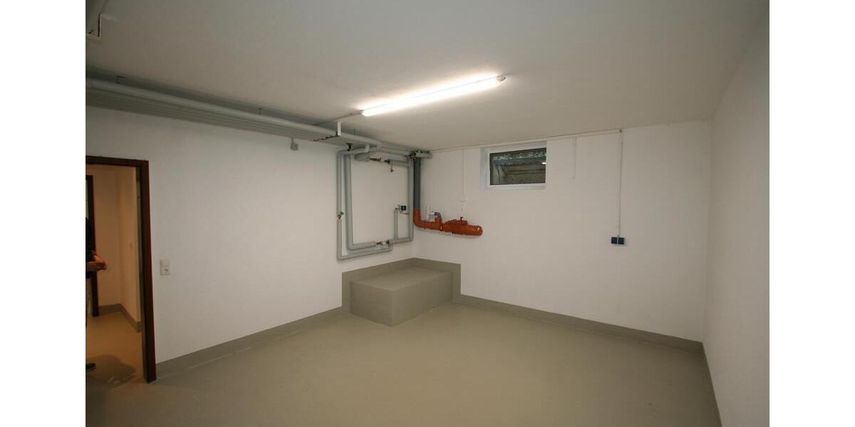 Einfamilienhaus Burgdorf - 6 Zimmer, 150 m&sup2;, 1.648&euro; | Angebot:23149531