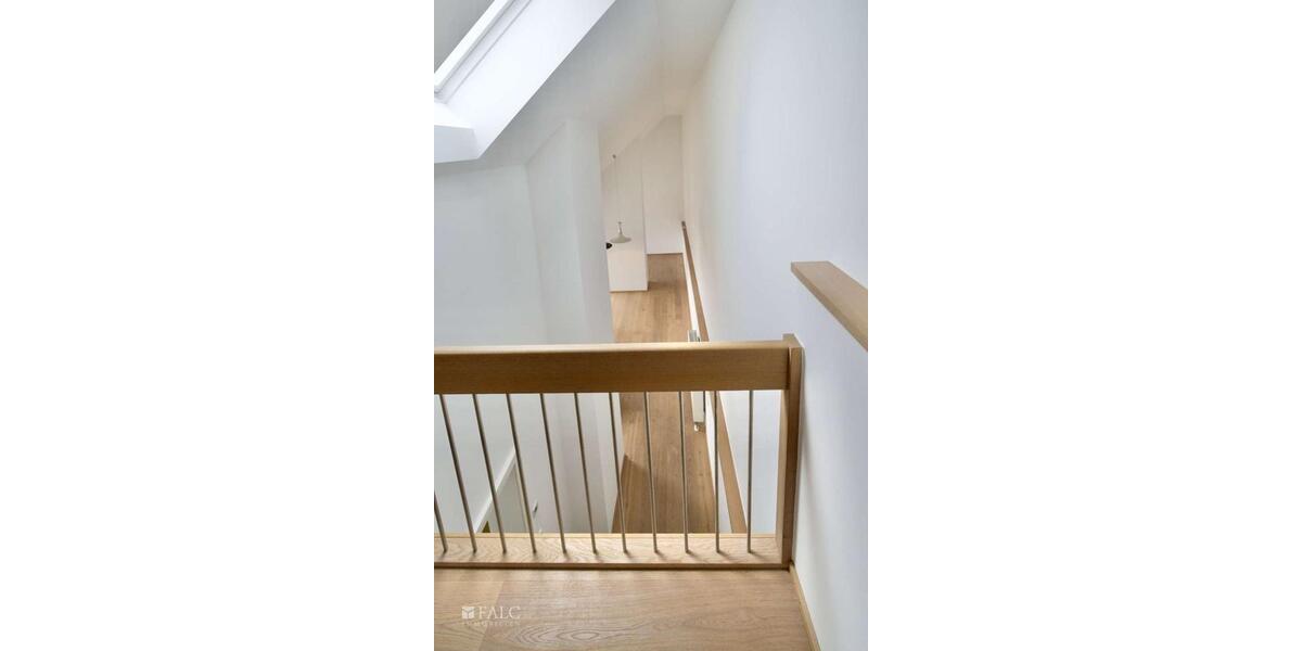 Dachgeschoßwohnung München Ludwigsvorstadt-Isarvorstadt - 2 Zimmer, 105 m&sup2;, 2.830&euro; | Angebot:26313604