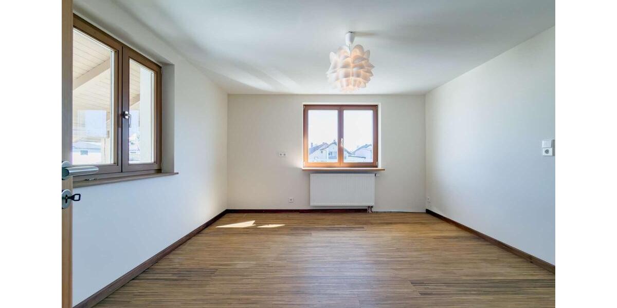 Etagenwohnung Pocking - 5 Zimmer, 187 m&sup2;, 1.440&euro; | Angebot:26144033