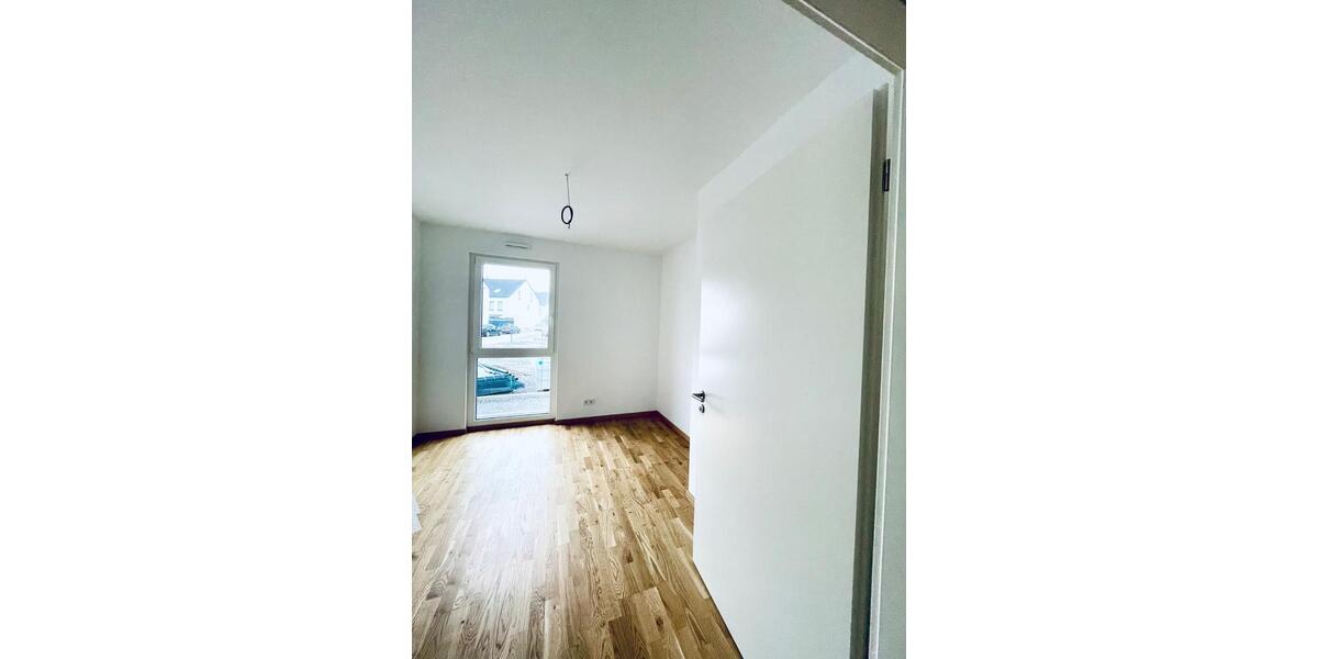 Erdgeschoßwohnung Schwaigern - 3 Zimmer, 84 m&sup2;, 1.150&euro; | Angebot:24847881