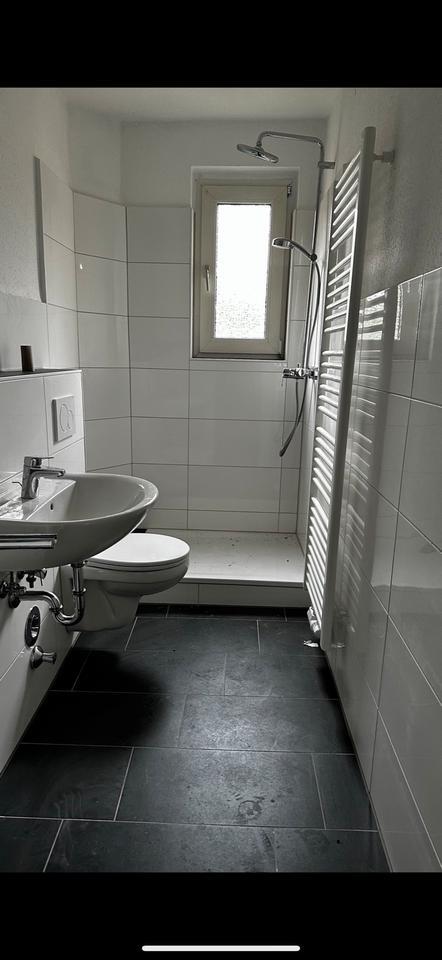 2 Zimmer Wohnung ab Sofort !! zimmer