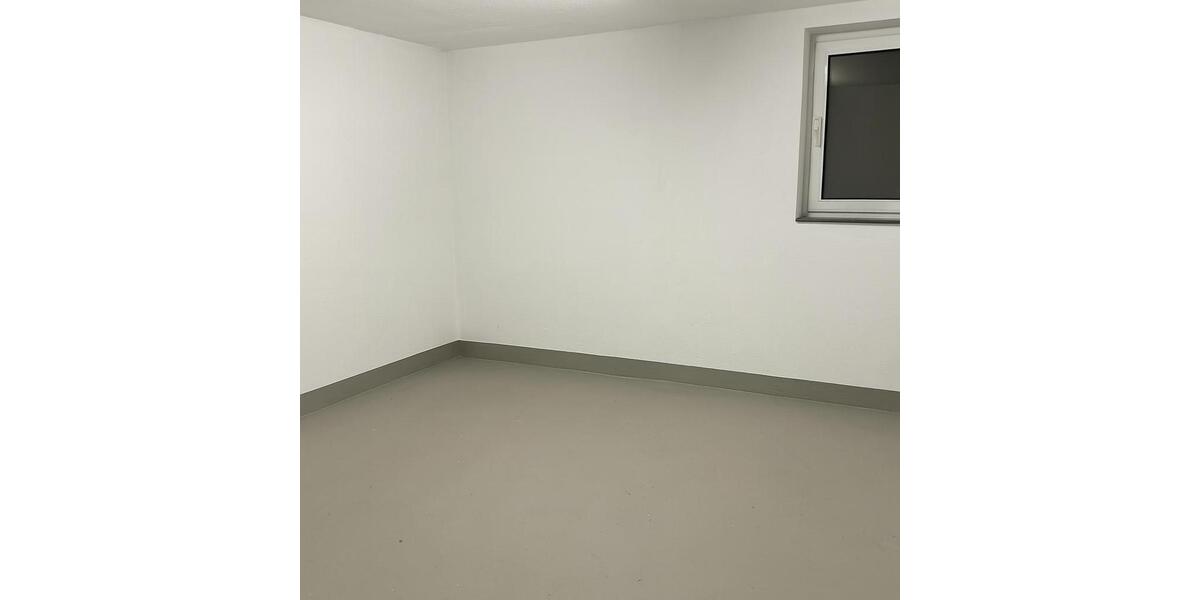 Erdgeschoßwohnung Weil der Stadt - 3 Zimmer, 83 m&sup2;, 1.550&euro; | Angebot:26482436