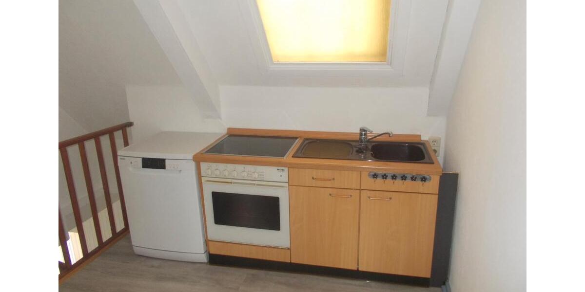 Dachgeschoßwohnung Wohlde - 2.5 Zimmer, 64 m&sup2;, 640&euro; | Angebot:26214960