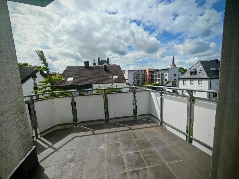 Helle 2-Zi Wohnung mit saniertem Bad und Balkon in Unna!