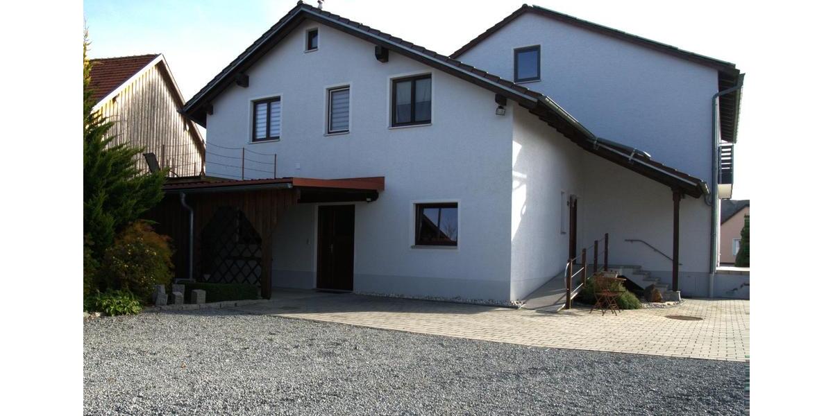 Moderne einzugsbereite 3-Zimmer Wohnung in Mötzing zu vermieten 3 zimmer