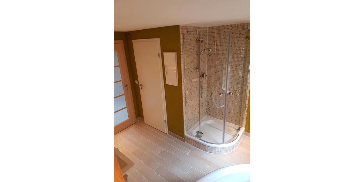 Etagenwohnung Hettstedt - 3 Zimmer, 85 m&sup2;, 580&euro; | Angebot:25990335