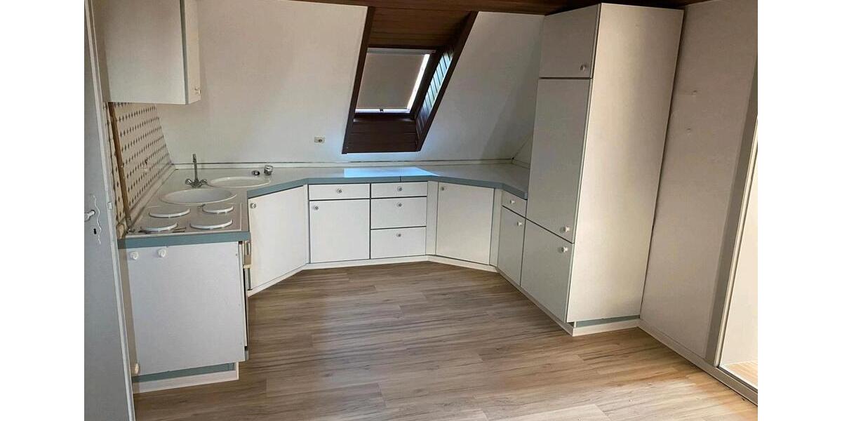 Dachgeschoßwohnung Vilshofen an der Donau - 1 Zimmer, 35 m&sup2;, 350&euro; | Angebot:26535699