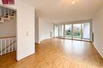 Großes Reiheneckhaus: fast 200m² auf vier Ebenen + Garten + Garage für die ganze Familie