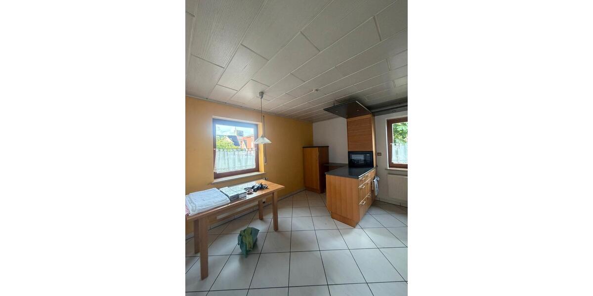 Einfamilienhaus Eggolsheim - 5 Zimmer, 135 m&sup2;, 1.690&euro; | Angebot:26634670