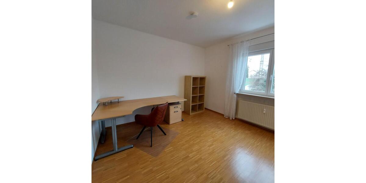 Erdgeschoßwohnung Lampertheim - 3 Zimmer, 88 m&sup2;, 1.200&euro; | Angebot:24805254