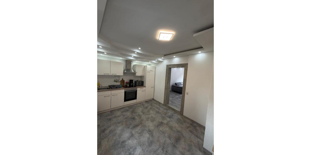 Etagenwohnung Saalfeld (Saale) - 2 Zimmer, 50 m&sup2;, 45&euro; | Angebot:26129951