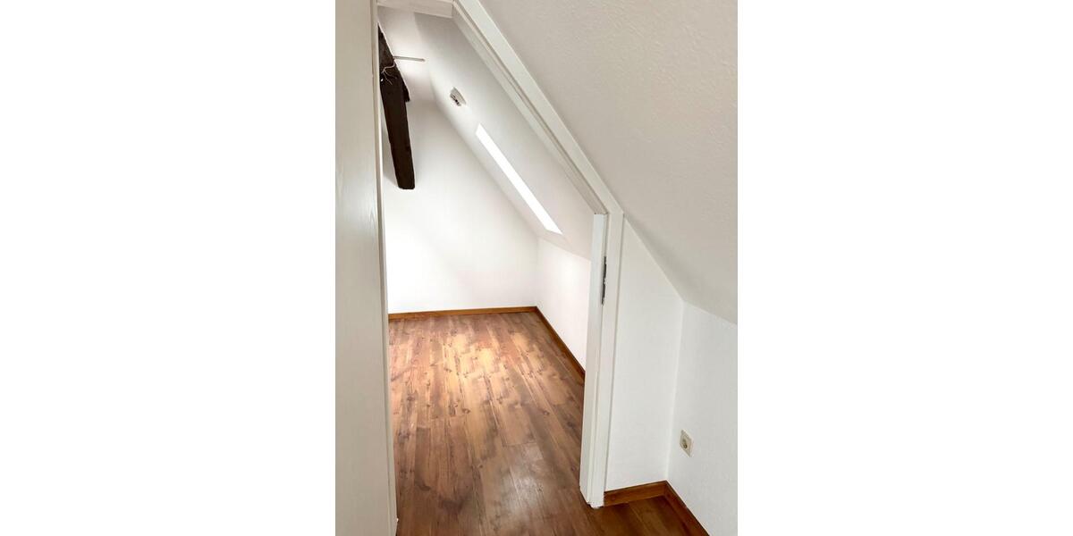 Dachgeschoßwohnung Malchow - 1 Zimmer, 38 m&sup2;, 330&euro; | Angebot:23521464