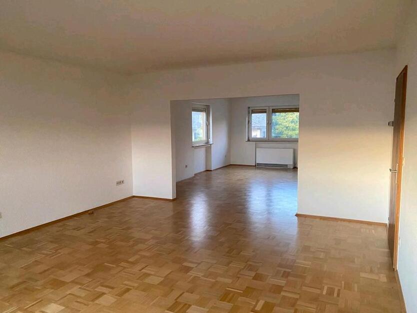 Schöne 5 Zimmer Wohnung in Biebertal - Bieber