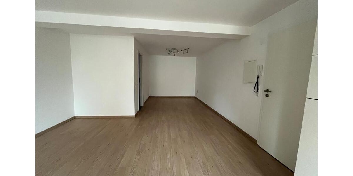 Etagenwohnung Ochsenhausen - 2 Zimmer, 58 m&sup2;, 650&euro; | Angebot:27609977