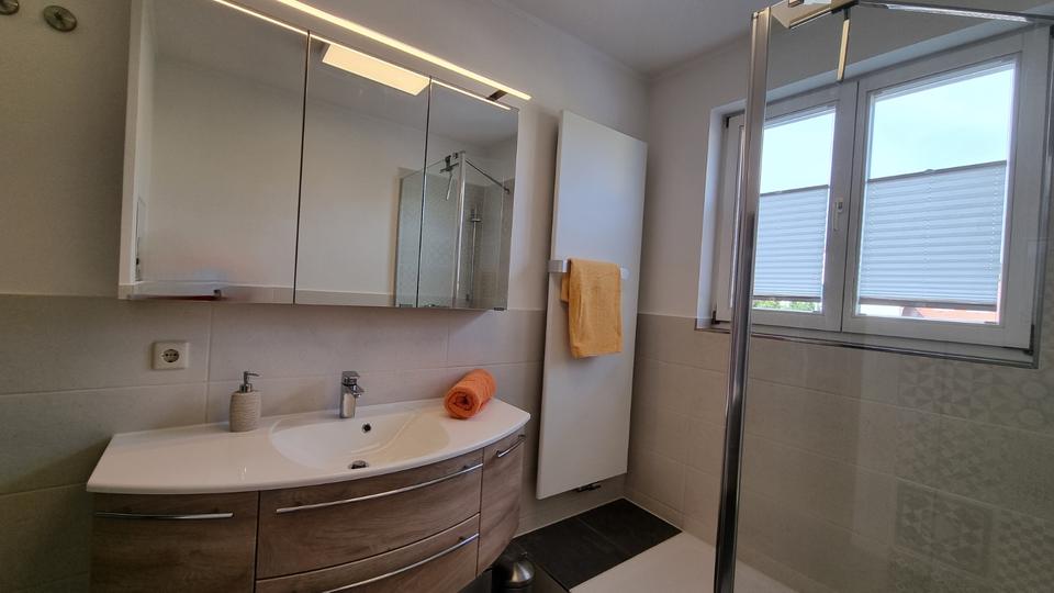 Wohnen auf Zeit Dresden Klotzsche - 3 Zimmer, 71 m&sup2;, 1.400&euro; | Angebot:12173547
