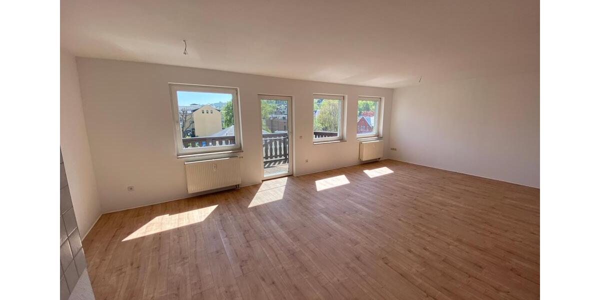 Dachgeschoßwohnung Greiz - 3 Zimmer, 107 m&sup2;, 535&euro; | Angebot:20445192